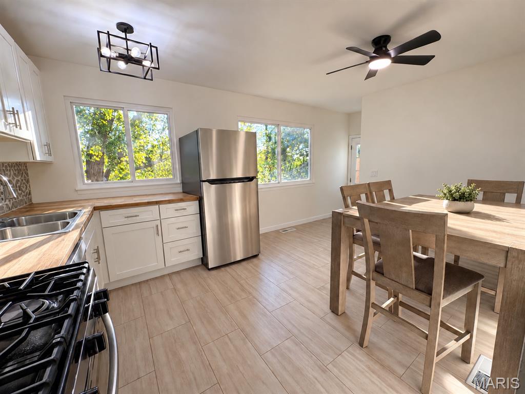 5362 Ville Angela Lane