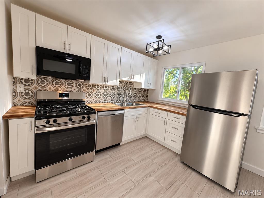 5362 Ville Angela Lane