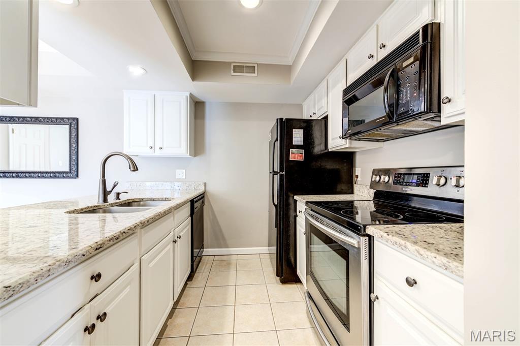 Geyer Place Condo - Residential