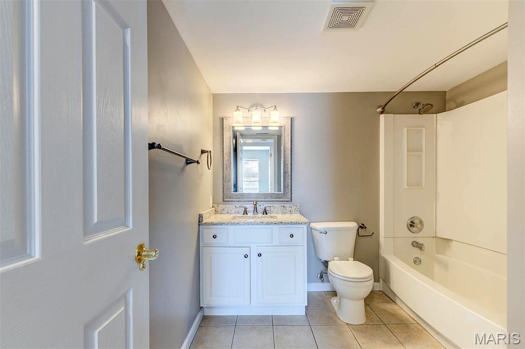 Geyer Place Condo - Residential