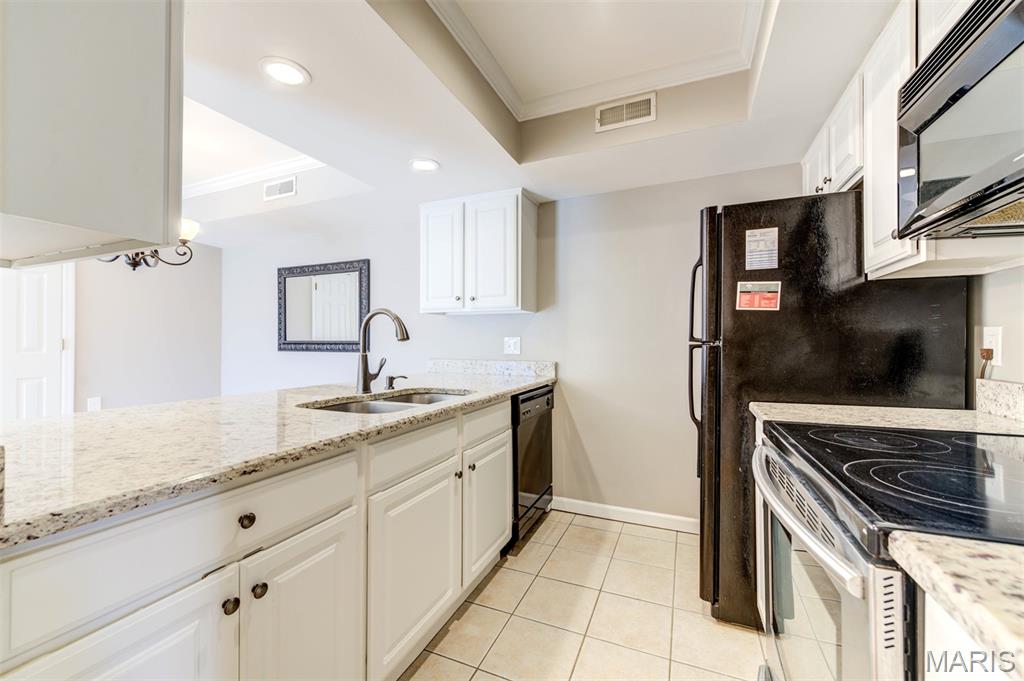 Geyer Place Condo - Residential