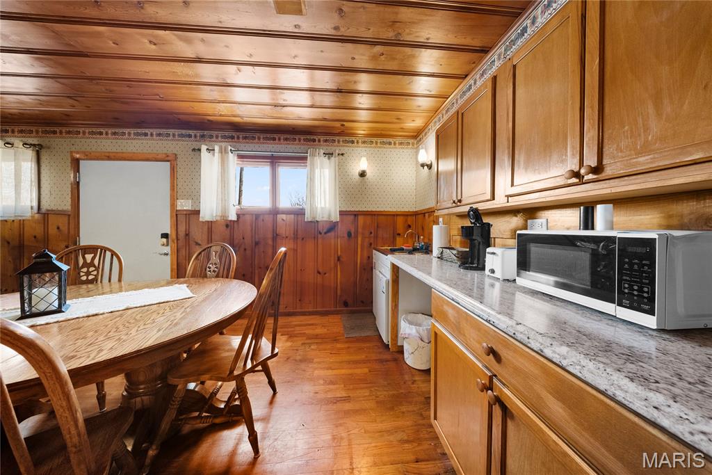 Rural - Commercial Sale