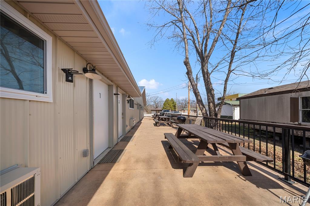 Rural - Commercial Sale