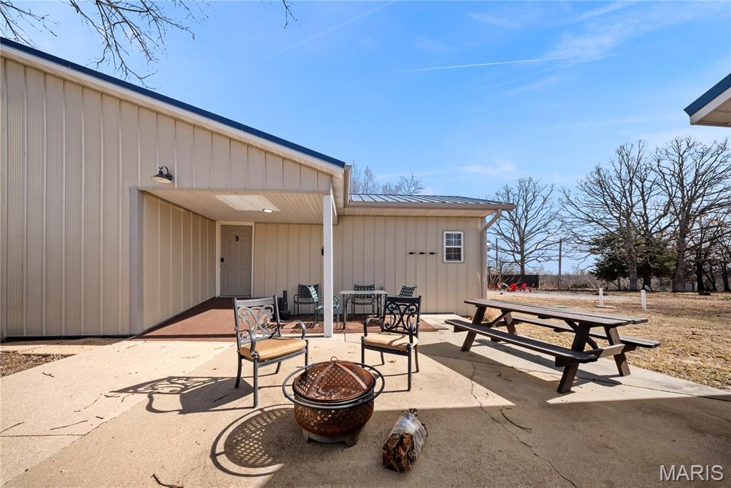 Rural - Commercial Sale