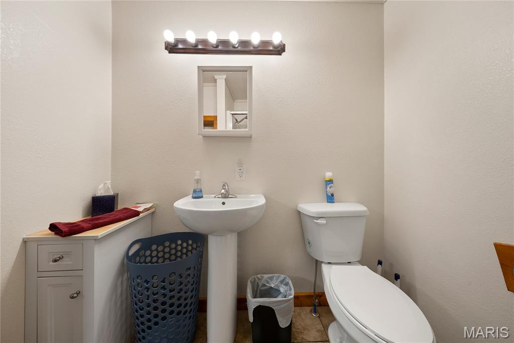 Rural - Commercial Sale