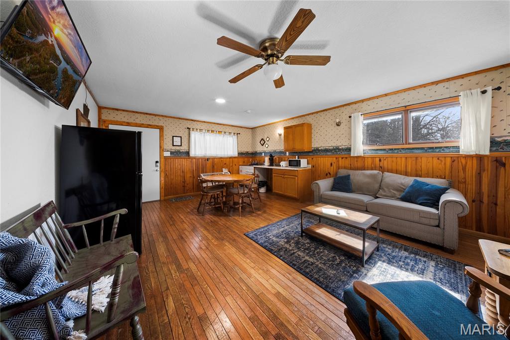 Rural - Commercial Sale