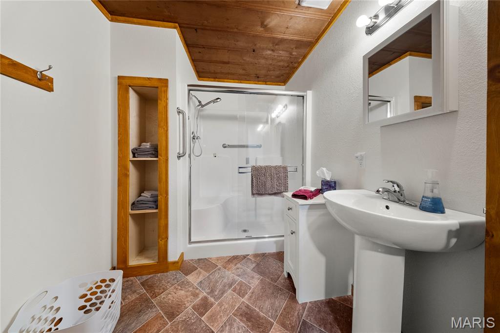 Rural - Commercial Sale