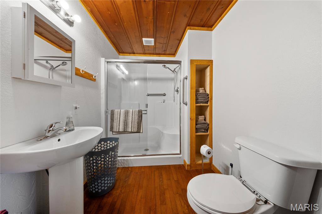 Rural - Commercial Sale