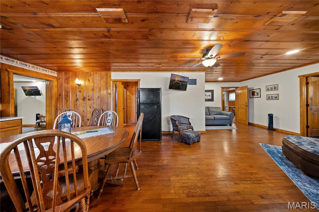 Rural - Commercial Sale