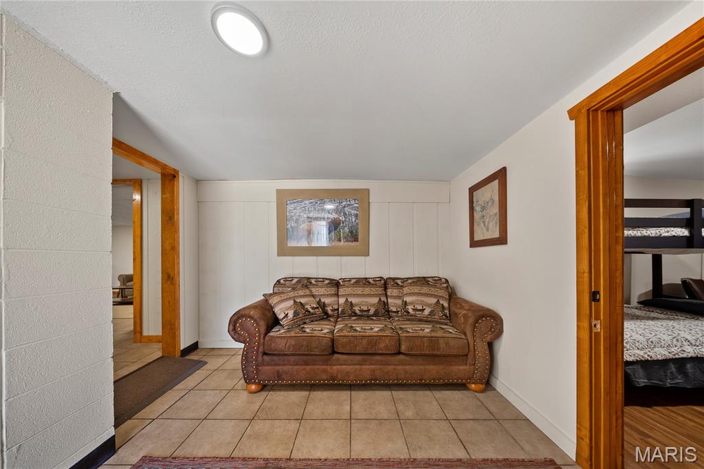 Rural - Commercial Sale