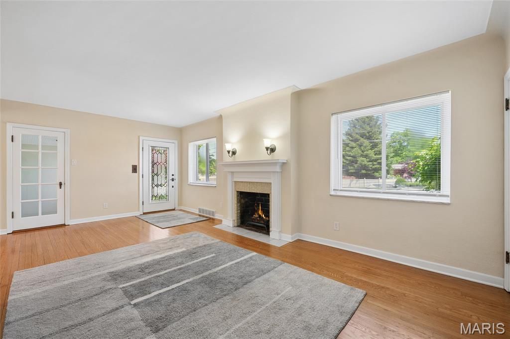 Photo of 9743 Tesson Ferry Road, St Louis, MO 63123 (MLS # 26025573)