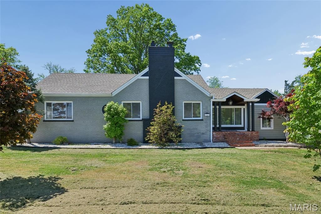 Photo of 9743 Tesson Ferry Road, St Louis, MO 63123 (MLS # 26025573)
