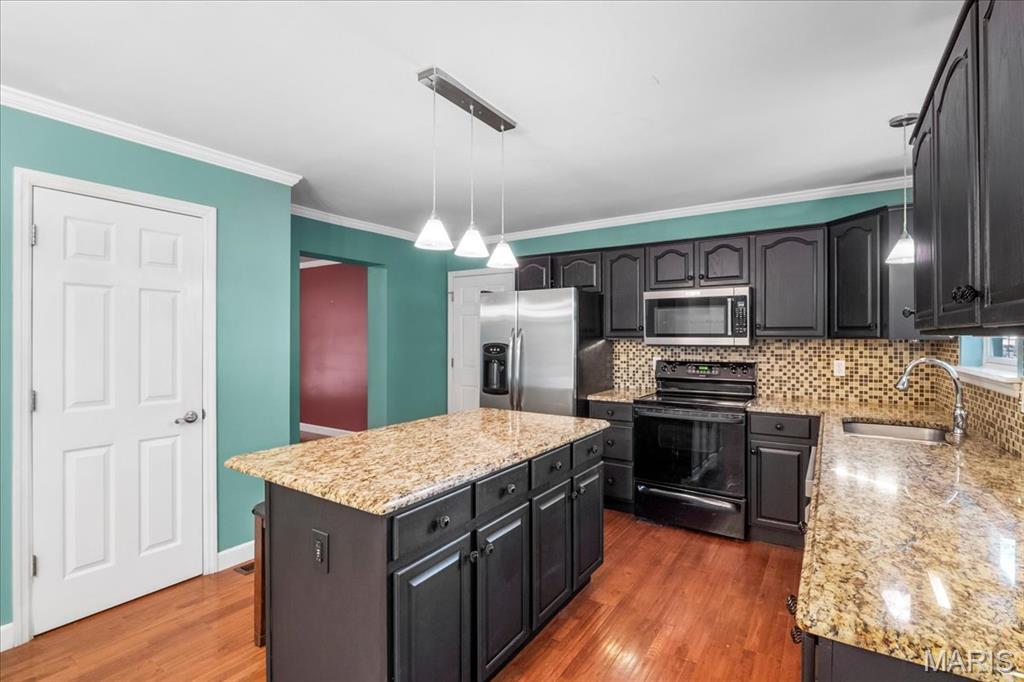 St Louis, Missouri 63128, United States, 4 Bedrooms Bedrooms, ,4 BathroomsBathrooms,Residential,Active,157703