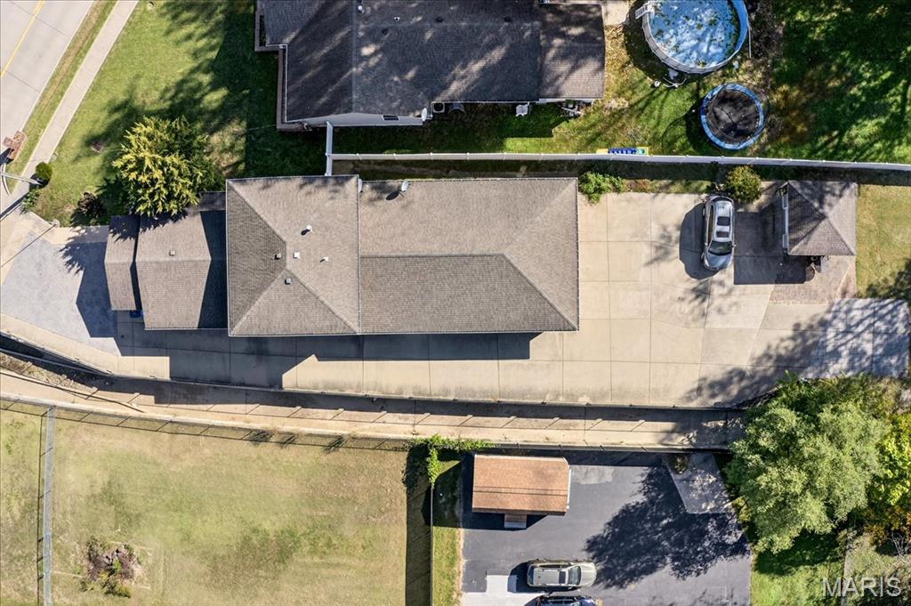 Maryland Heights, Missouri 63043, United States, 5 Bedrooms Bedrooms, ,3 BathroomsBathrooms,Residential,Active,227812