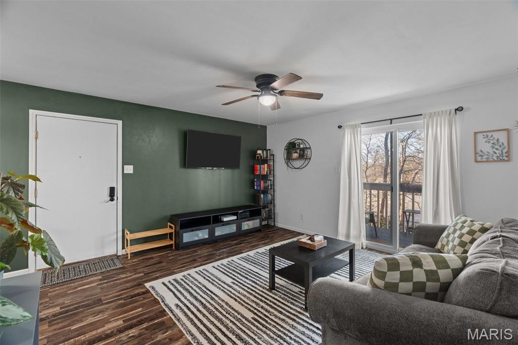 621 S Kirkwood Rd 202