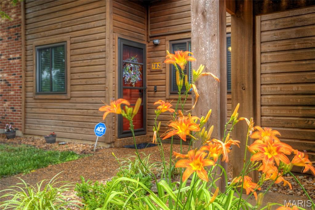 702 Hemingway Lane B