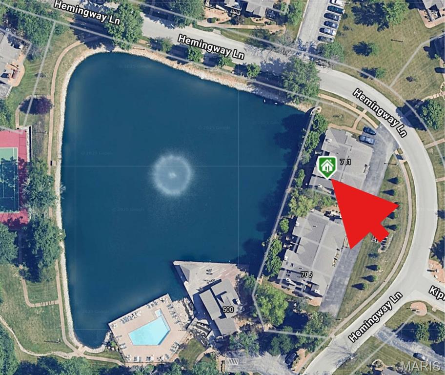 702 Hemingway Lane B