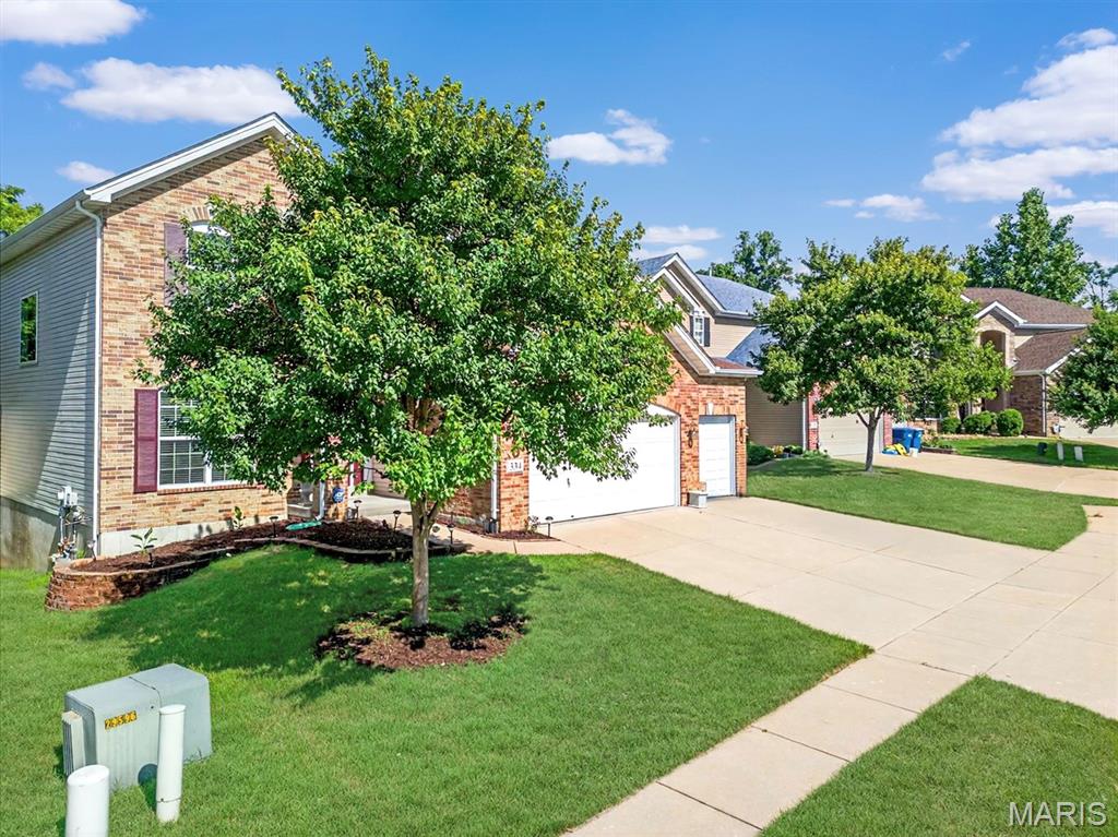 334 Lauren Landing