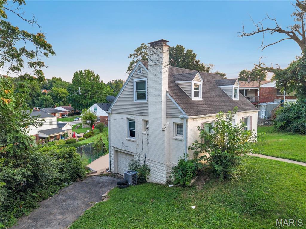 6710 Kenwood Drive