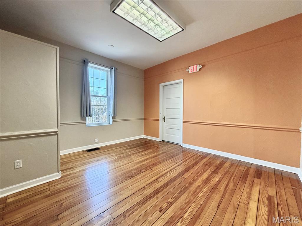 GREENWOOD - Commercial Lease