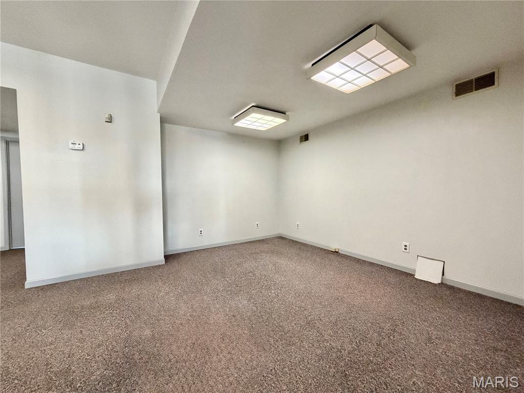 GREENWOOD - Commercial Lease