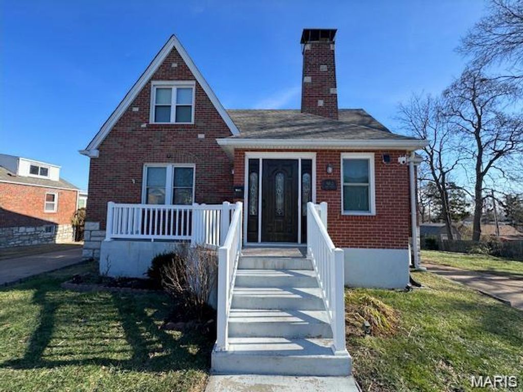 Photo of 9012 Eden Avenue, Affton, MO 63123 (MLS # 26003349)