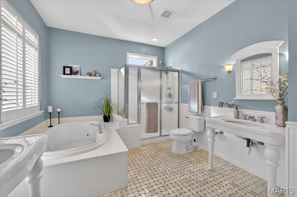 Sandistan Manor - Residential