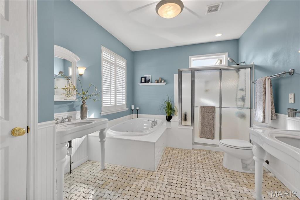 Sandistan Manor - Residential