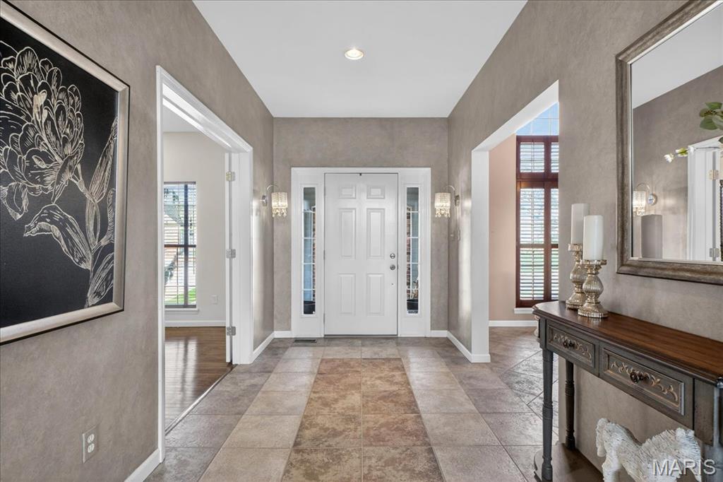 Sandistan Manor - Residential