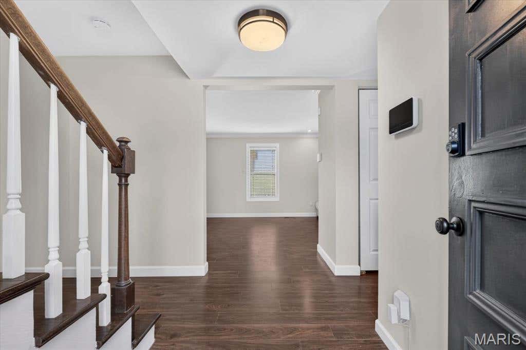Photo of 12310 Rossridge Court, St Louis, MO 63146 (MLS # 26052367)