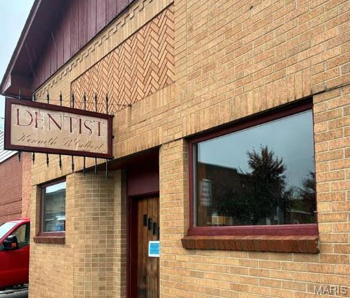 Photo 1 of 16 — 204 W Main Street, Steelville, MO 65565