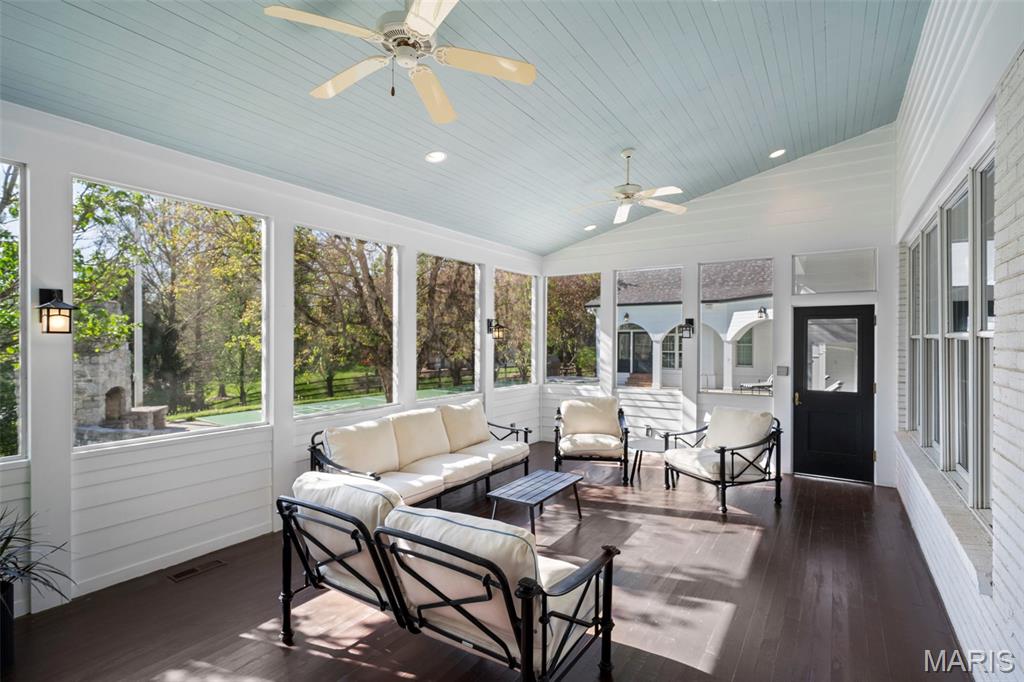 Thornhill Estates 7 - Residential