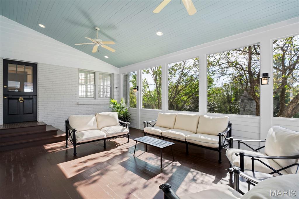 Thornhill Estates 7 - Residential