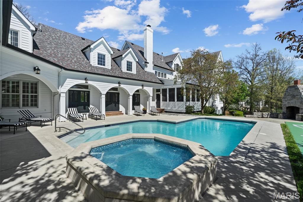 Thornhill Estates 7 - Residential