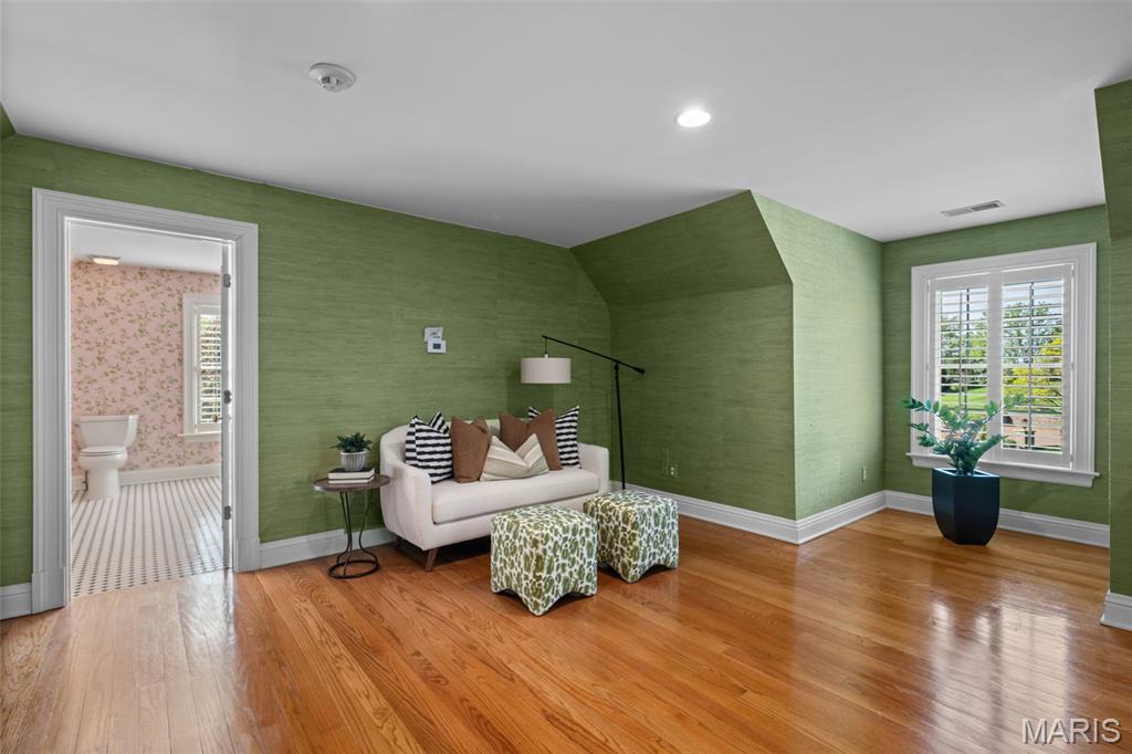 Thornhill Estates 7 - Residential