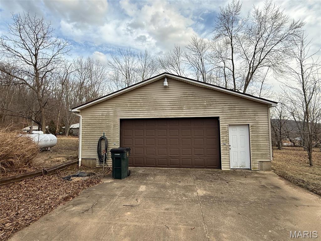 Murdock Crumb Sub - Residential