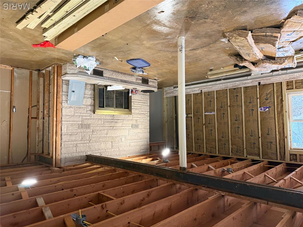 Murdock Crumb Sub - Residential