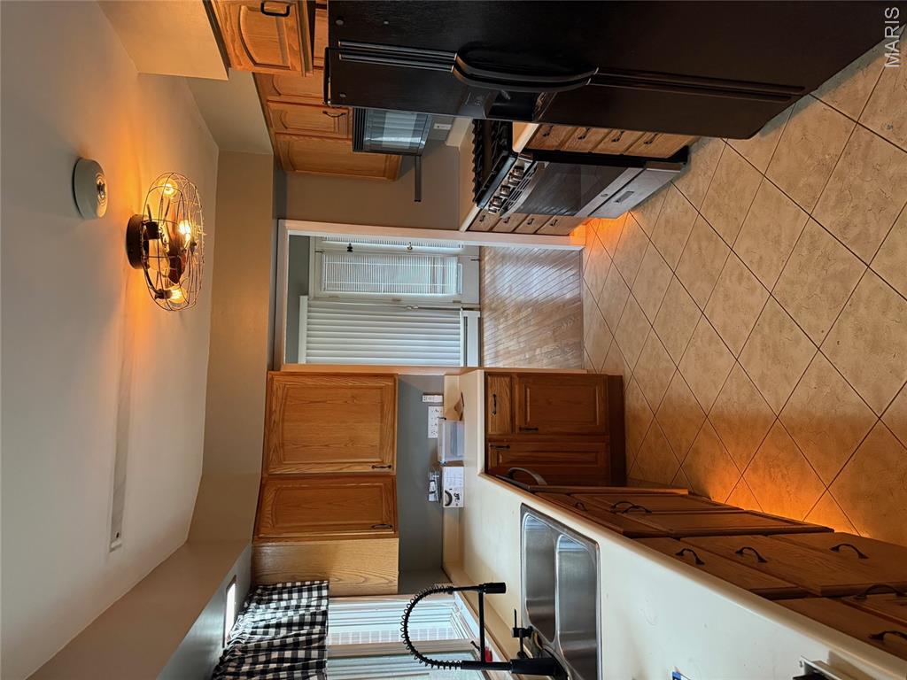 Murdock Crumb Sub - Residential