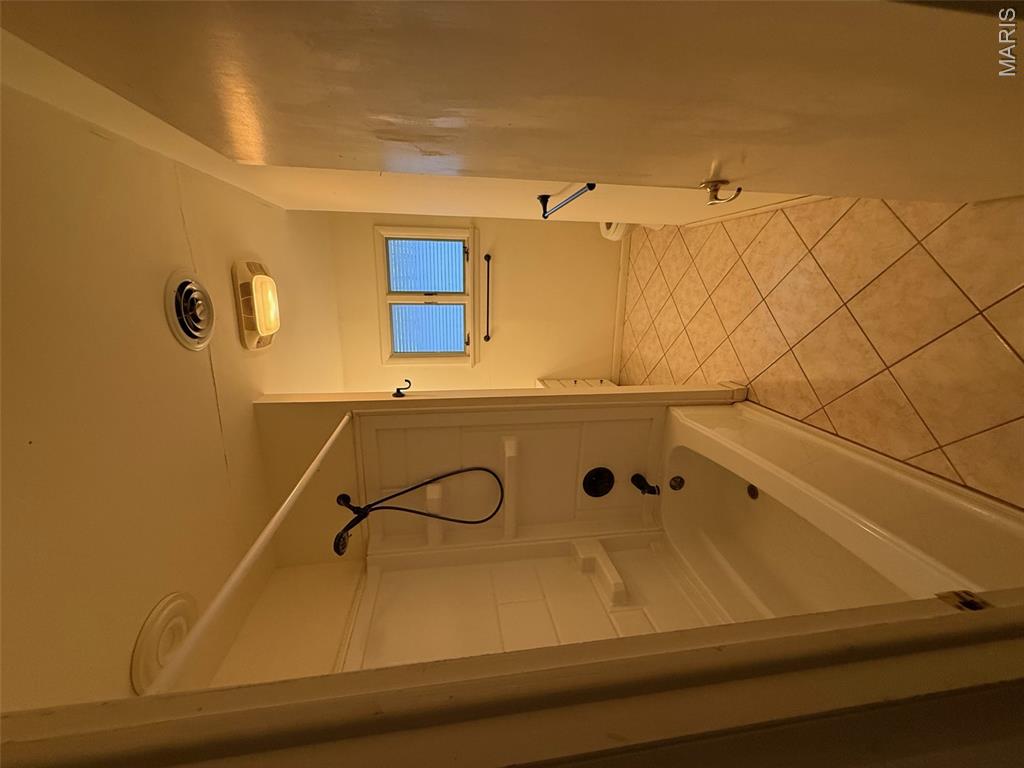 Murdock Crumb Sub - Residential