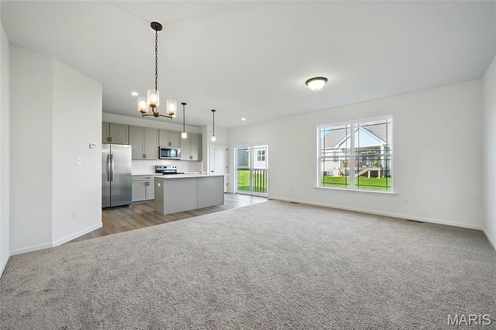 9067 Camino Trail