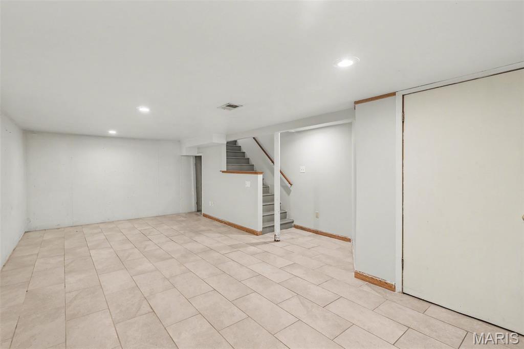 Mark Lee Manor - Residential