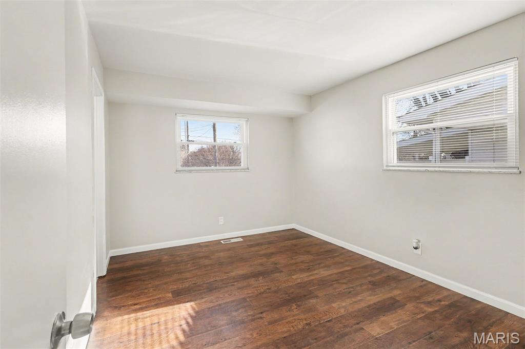 Mark Lee Manor - Residential