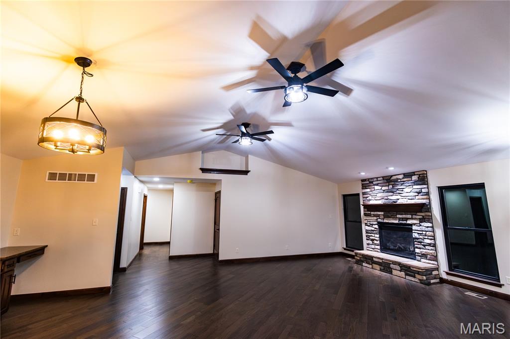 Kingston Lake Estates Phase 1 - Residential