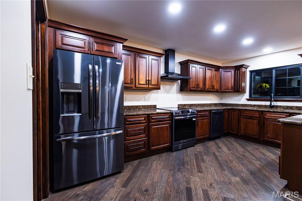 Kingston Lake Estates Phase 1 - Residential