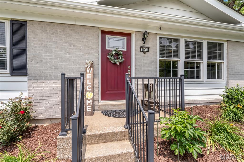 St Peters, Missouri 63376, United States, 3 Bedrooms Bedrooms, ,2 BathroomsBathrooms,Residential,Pending,154038