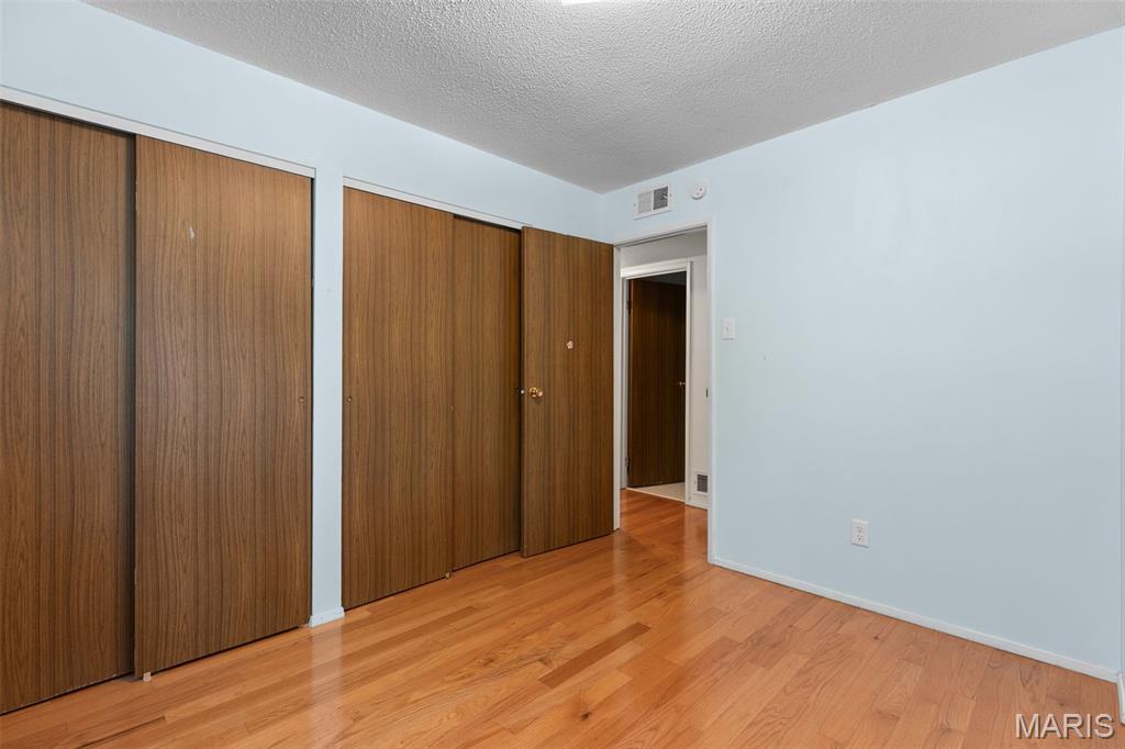 Chesterfield, Missouri 63141, United States, 3 Bedrooms Bedrooms, ,3 BathroomsBathrooms,Residential,Coming Soon,231127