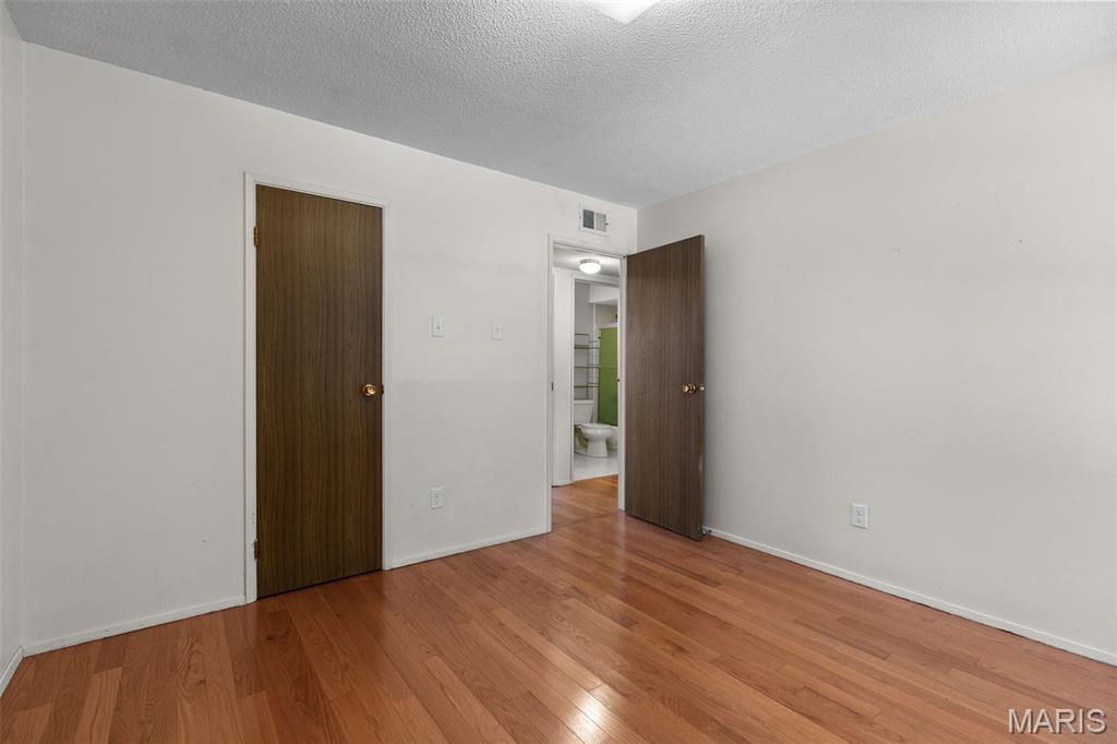 Chesterfield, Missouri 63141, United States, 3 Bedrooms Bedrooms, ,3 BathroomsBathrooms,Residential,Coming Soon,231127