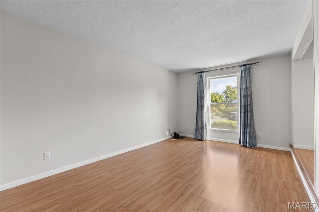 Chesterfield, Missouri 63141, United States, 3 Bedrooms Bedrooms, ,3 BathroomsBathrooms,Residential,Coming Soon,231127