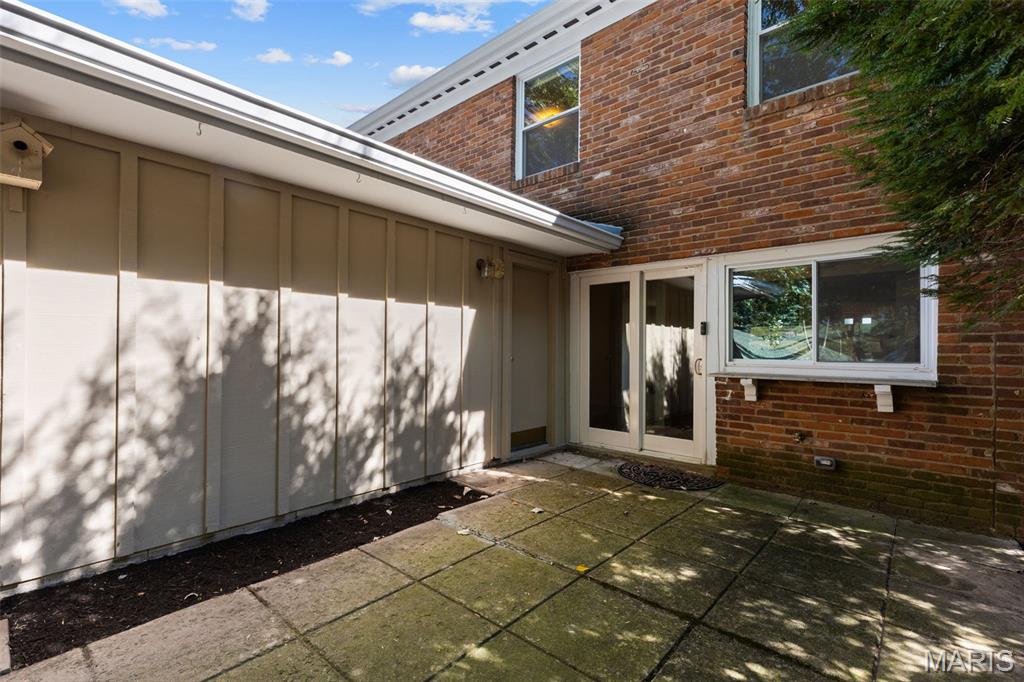 Chesterfield, Missouri 63141, United States, 3 Bedrooms Bedrooms, ,3 BathroomsBathrooms,Residential,Coming Soon,231127