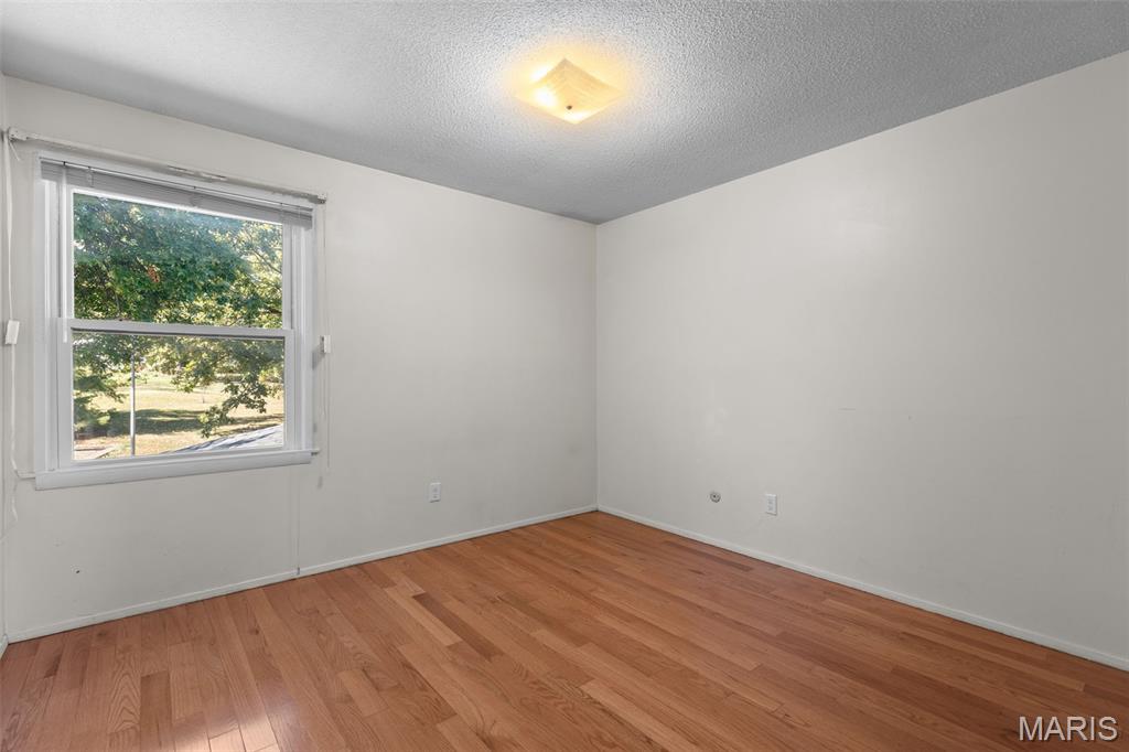 Chesterfield, Missouri 63141, United States, 3 Bedrooms Bedrooms, ,3 BathroomsBathrooms,Residential,Coming Soon,231127